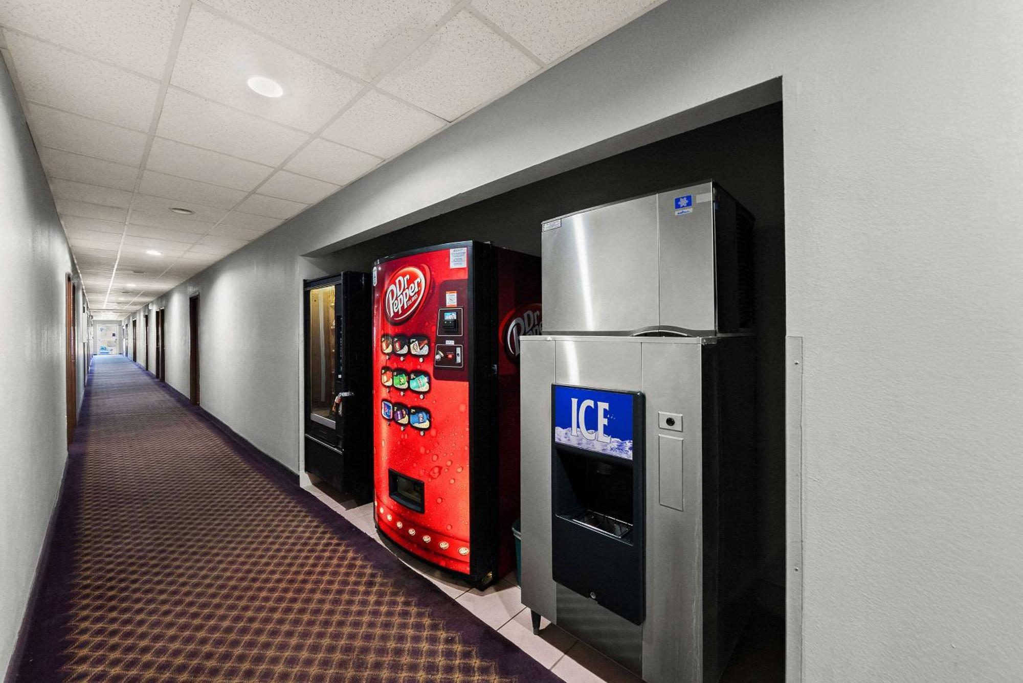 Econo Lodge Inn & Suites Mesquite - Dallas East Dış mekan fotoğraf
