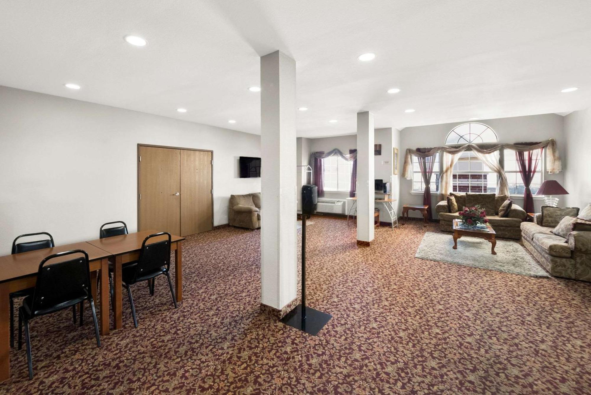 Econo Lodge Inn & Suites Mesquite - Dallas East Dış mekan fotoğraf